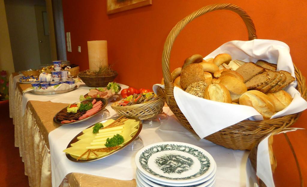 Hotel Haus Rameil 레네슈타트 외부 사진